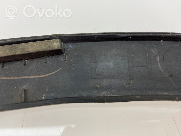 Subaru Tribeca Spārna dekoratīvā apdare (moldings) 91112xa01A