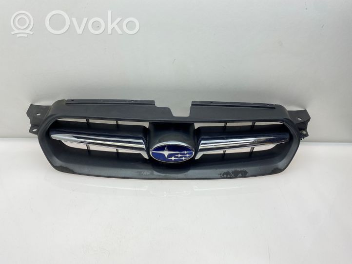 Subaru Legacy Etupuskurin ylempi jäähdytinsäleikkö 91121AG010