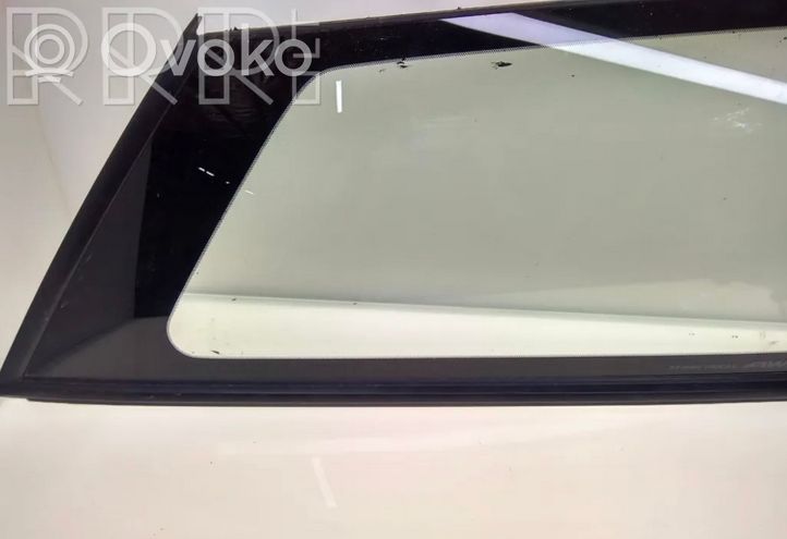 Subaru Legacy Fenêtre latérale avant / vitre triangulaire 65210AG