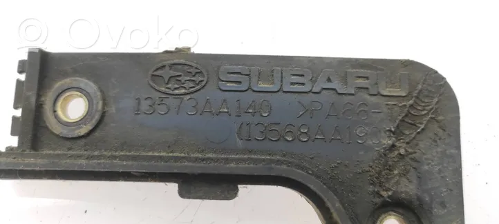 Subaru Legacy Protezione cinghia di distribuzione (copertura) 13573AA140