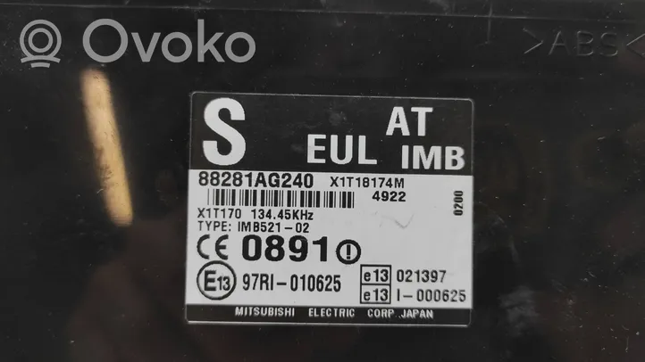 Subaru Legacy Komputer / Sterownik ECU i komplet kluczy 22611AK240