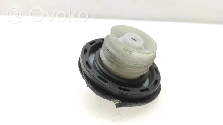 Subaru Legacy Tappo del serbatoio del carburante 2264