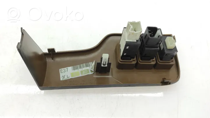 Subaru Outback Moldura del panel (Usadas) 