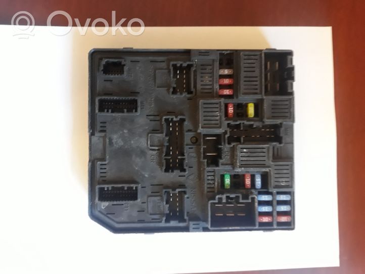 Nissan Qashqai Module d'éclairage LCM 284B74BAOA