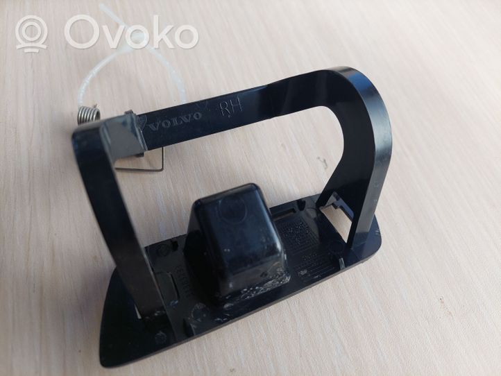 Volvo S90, V90 Headlight washer nozzle holder 31383233