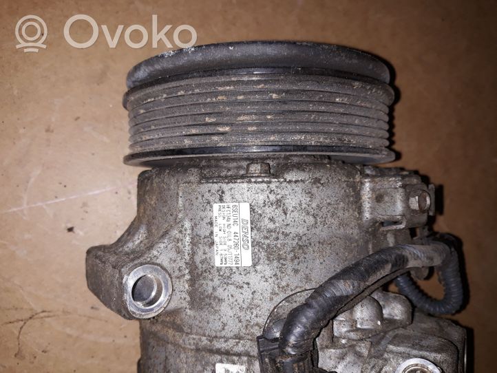 Toyota Corolla E140 E150 Ilmastointilaitteen kompressorin pumppu (A/C) 4472601494