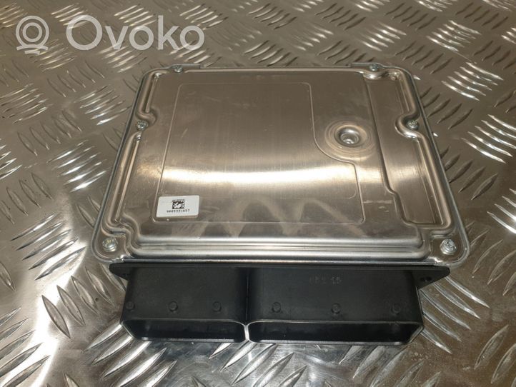 BMW 3 F30 F35 F31 Engine control unit/module 0281018502