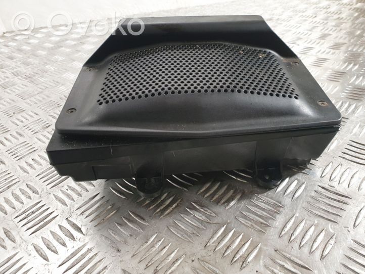 BMW X3 E83 Enceinte subwoofer 6990102