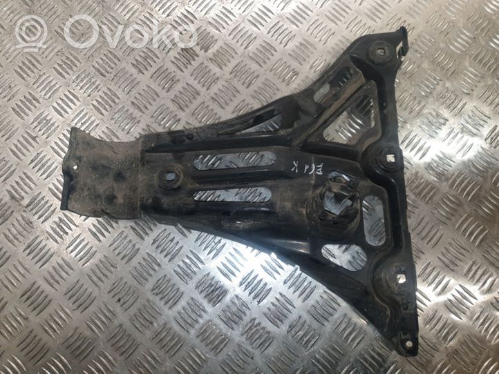 BMW 5 E60 E61 Support de pare-chocs arrière 7060795