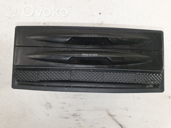 Audi Q7 4L Daiktadėžė centrinės konsolės 4L0863351