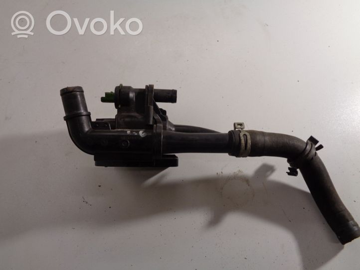 Volvo S60 Boîtier de thermostat / thermostat 9670253780