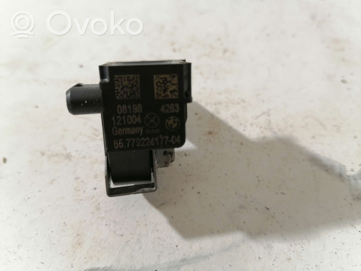 BMW 5 F10 F11 Airbagsensor Crashsensor Drucksensor 9224177