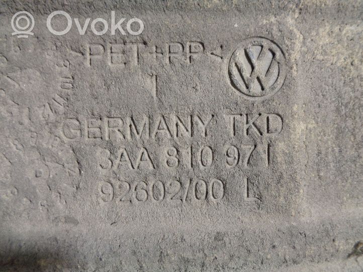 Volkswagen PASSAT B7 Nadkole tylne 3AA810971