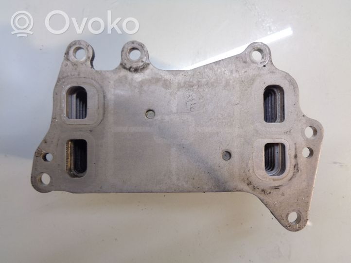 BMW 3 F30 F35 F31 Mocowanie / uchwyt filtra oleju 8510856