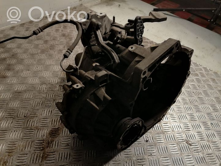 Volkswagen PASSAT B7 Manual 6 speed gearbox K0199117BM