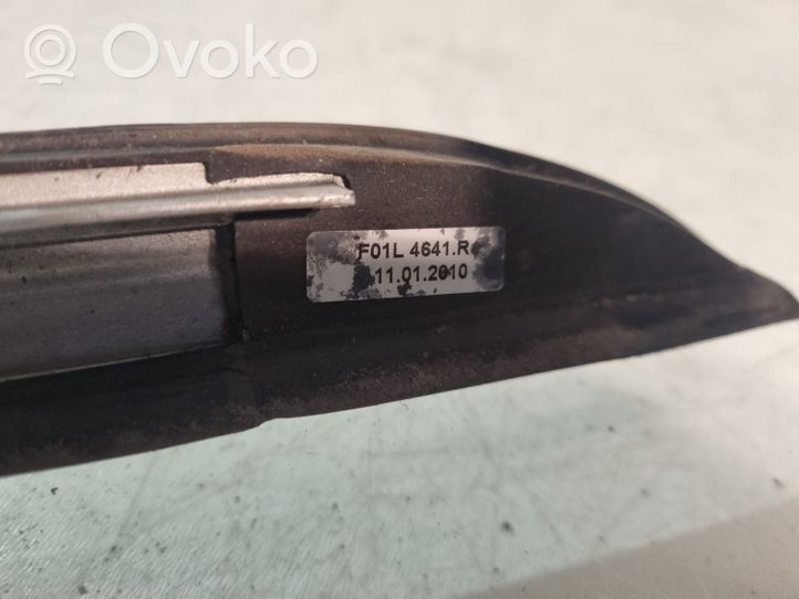 BMW 7 F01 F02 F03 F04 Katon muotolistan suoja E04602