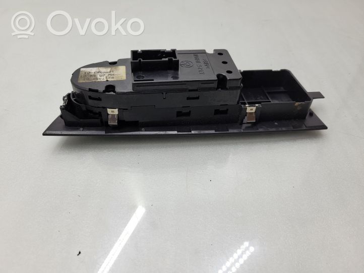 BMW 3 E92 E93 Electric window control switch 9217359