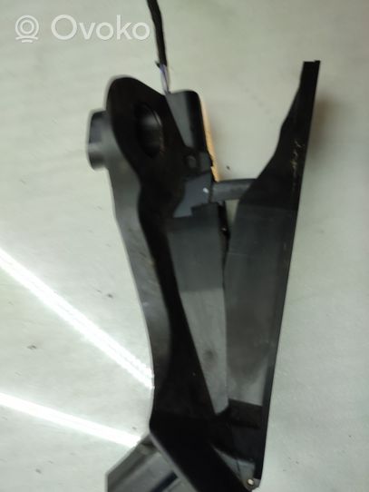 Volkswagen Touran II Accelerator throttle pedal 1T1721503