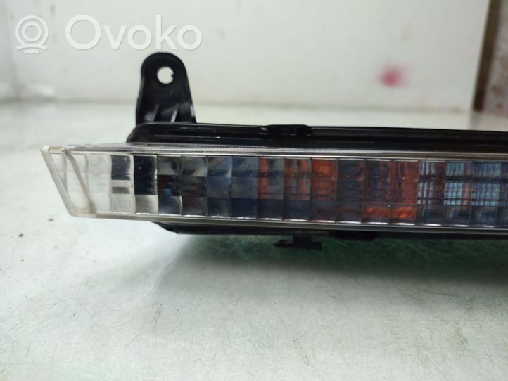 Audi Q7 4L Front indicator light 4L0953042