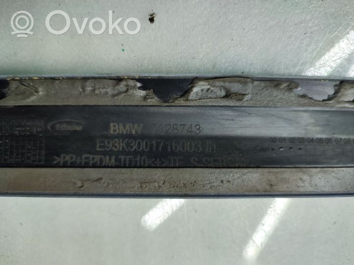 BMW 3 E92 E93 Katon muotolistan suoja 7128743