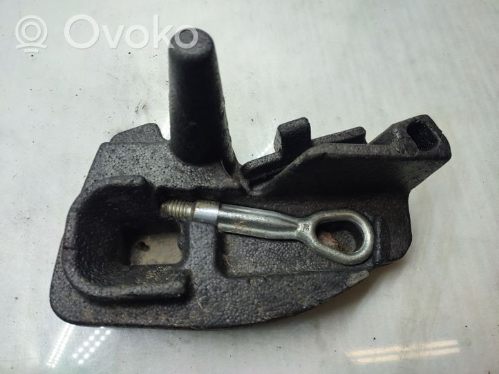 BMW 1 F20 F21 Occhiello gancio di traino 7222700