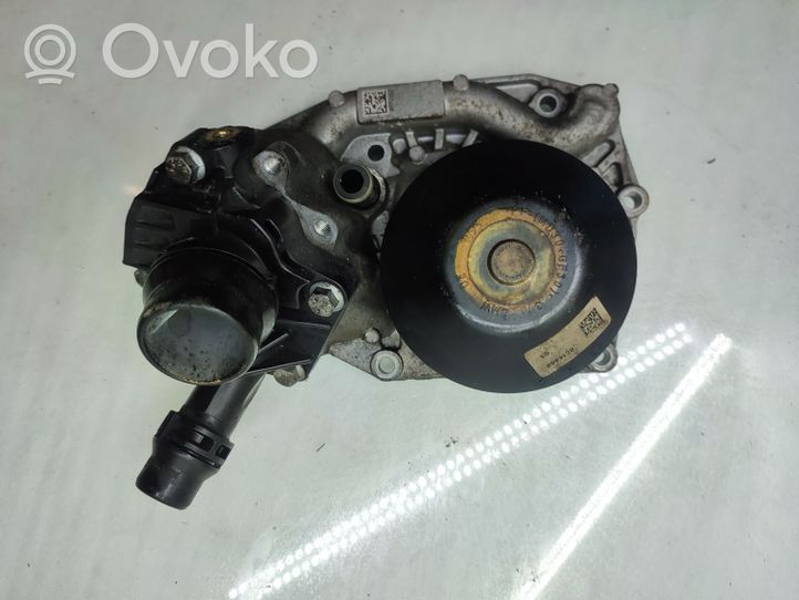 BMW 3 F30 F35 F31 Pompe de circulation d'eau 8514458