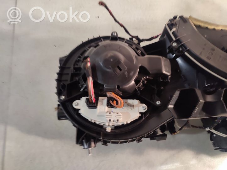 BMW 3 F30 F35 F31 Salono oro mazgo komplektas 9325141