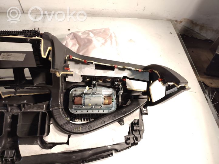 BMW X3 F25 Tableau de bord 9913789