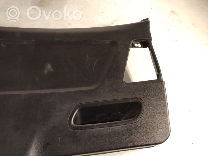 BMW X3 F25 Tailgate trim 7211296