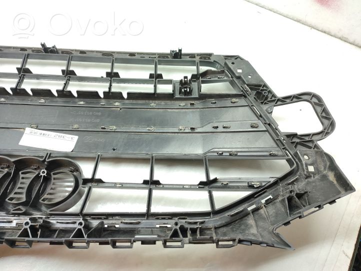 Audi A4 S4 B9 8W Maskownica / Grill / Atrapa górna chłodnicy 8W0853651DF