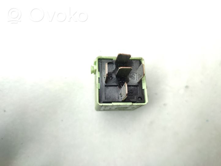 BMW 5 F10 F11 Other relay 8373700