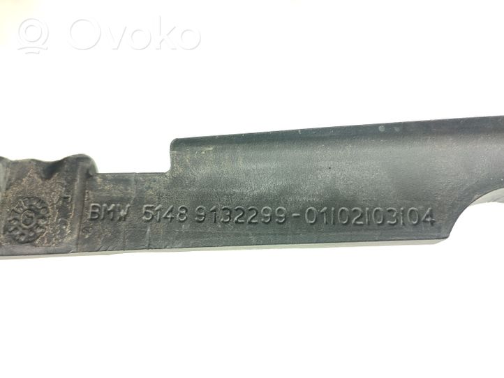 BMW 5 F10 F11 Support, joint d'aile caoutchouc en mousse 9132299