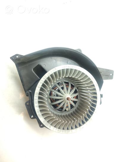 Audi A1 Heater fan/blower 6R1819015A