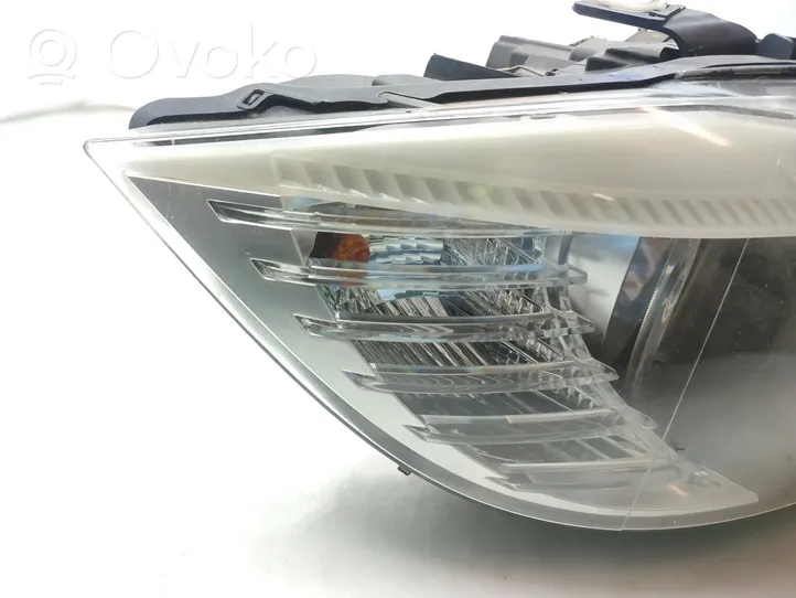 BMW 3 E90 E91 Lampa przednia 7202576