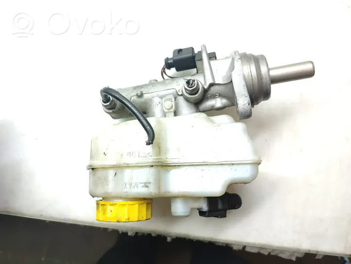 Audi A1 Główny cylinder hamulca 6R0611301A