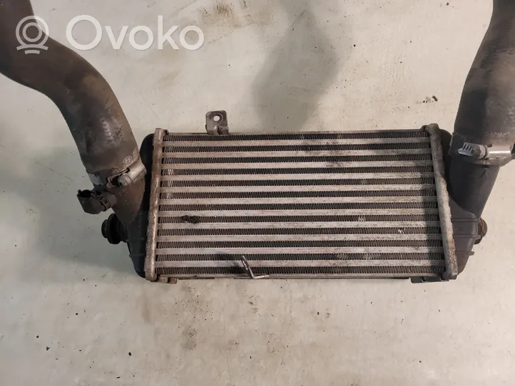 Hyundai i30 Radiatore intercooler 282702A570