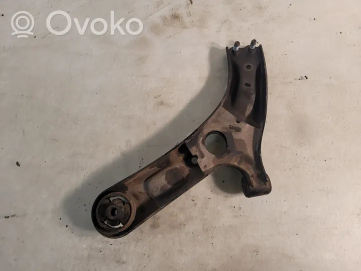 Hyundai i30 Front lower control arm/wishbone 