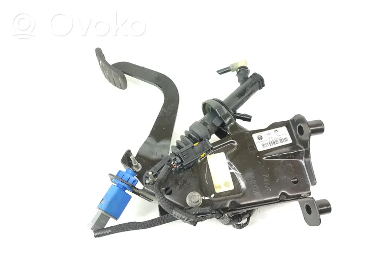 Renault Megane III Clutch pedal 465030043R