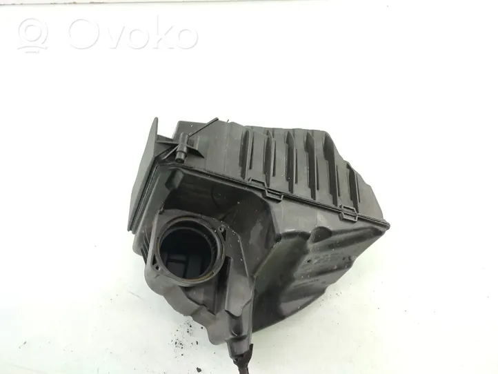 Renault Megane III Scatola del filtro dell’aria 8200947663