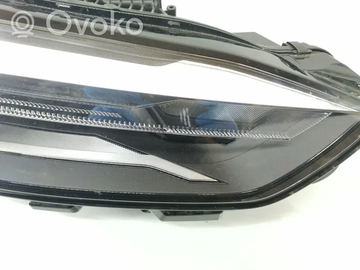 Audi A5 Lampa przednia 8W6941012