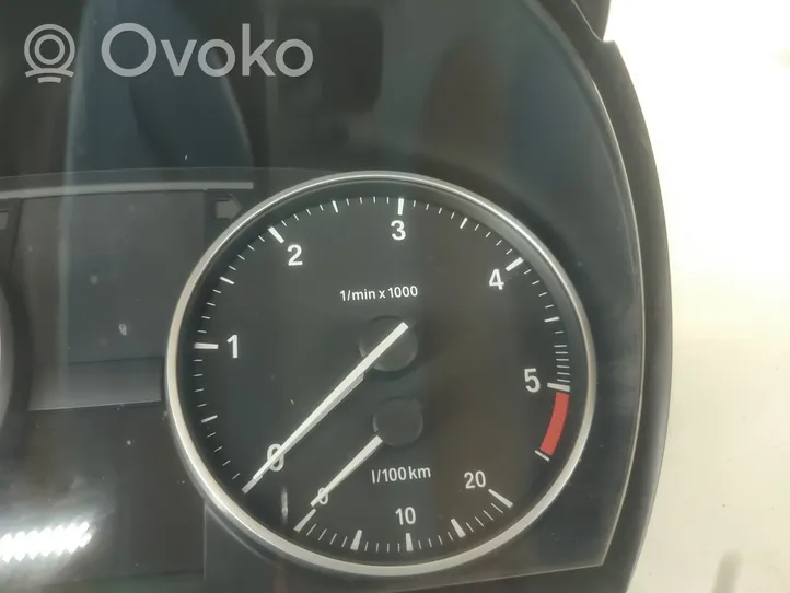 BMW X1 E84 Geschwindigkeitsmesser Cockpit 9283815