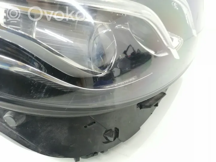 Mercedes-Benz E W213 Lampa przednia A2139068808