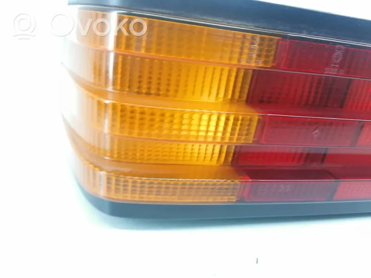 Mercedes-Benz E W123 Lampa tylna 