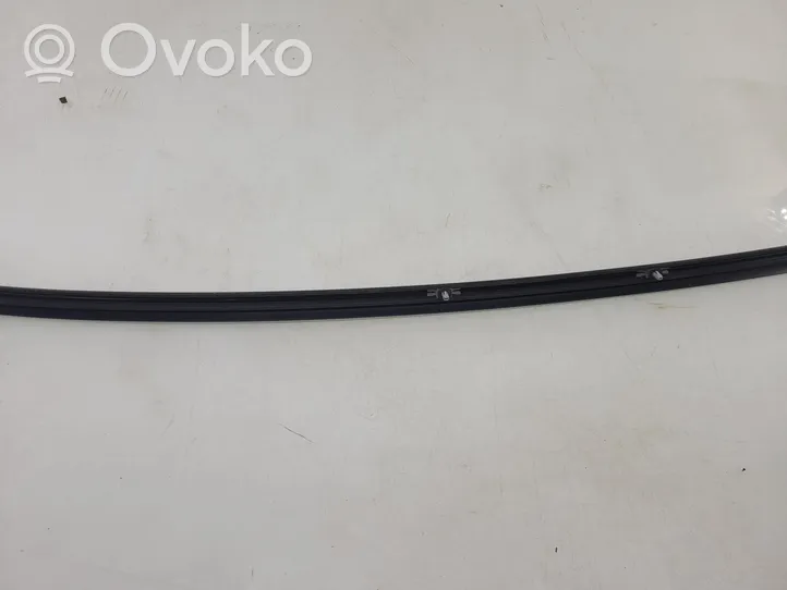 BMW 3 F30 F35 F31 Katon muotolistan suoja 7258334