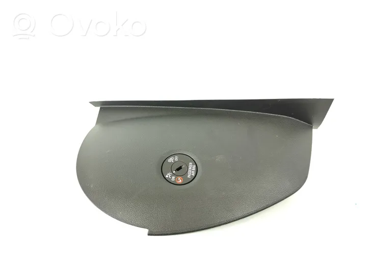 Opel Astra K Dashboard side end trim 39037450