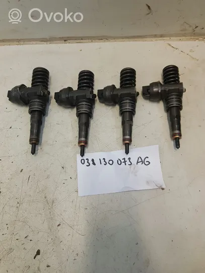 Volkswagen Golf V Einspritzdüsen Gasdüsen Autogasanlage Satz Set 038130073AG