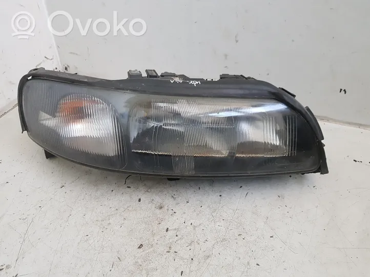 Volvo V70 Phare frontale 8662922