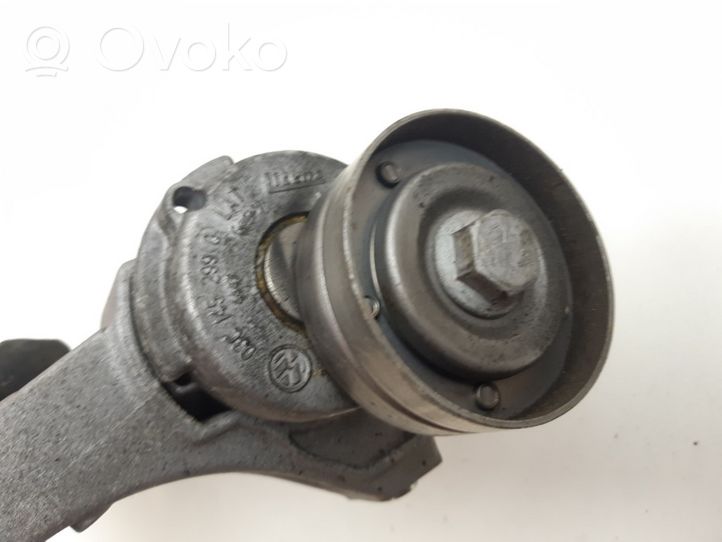 Audi A1 Mocowanie alternatora 03F260885