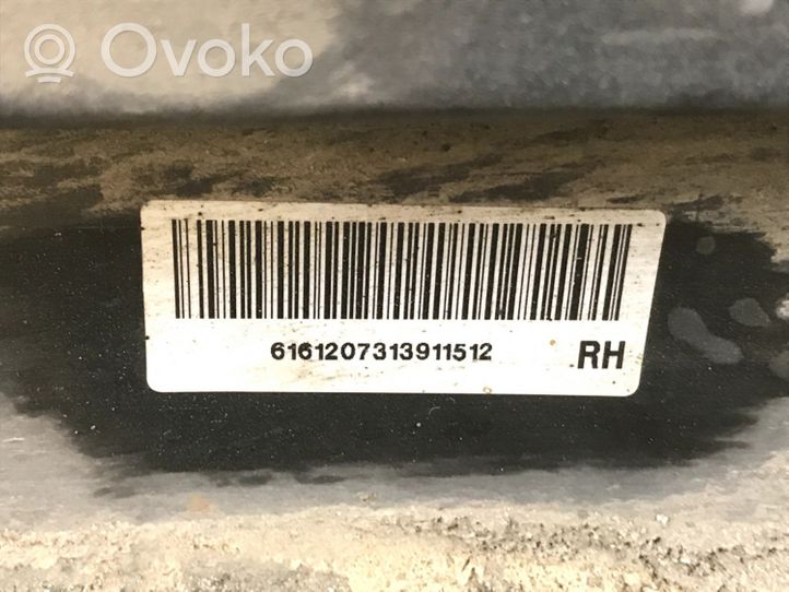 Toyota Verso Slenkstis 6161207313911512