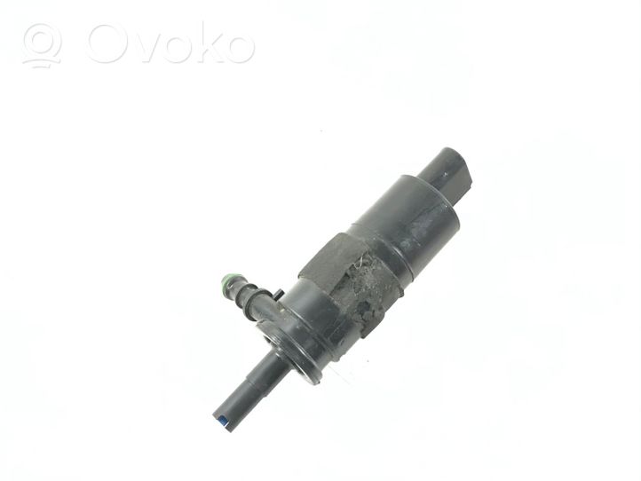 Audi A4 S4 B8 8K Pompa spryskiwacza lampy przedniej 3B7955681